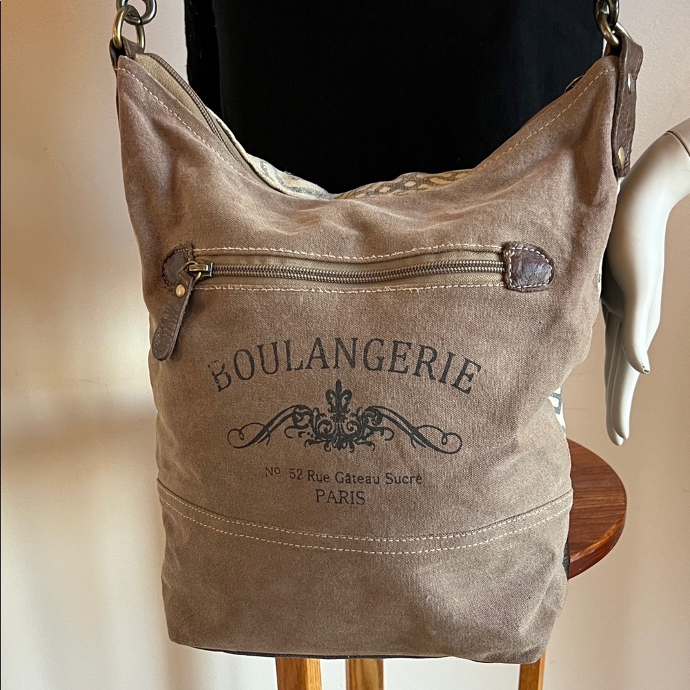 Myra Bag Tribal Pattern crossbody Bag - Cream and Brown with adjustable strap - Picture 3 of 11